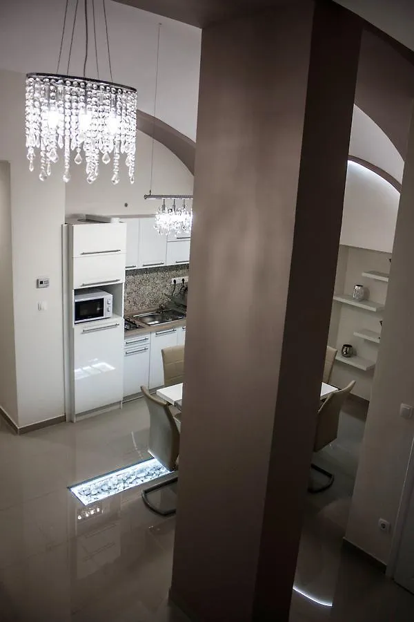 Melior Szallo Eger Bed & Breakfast