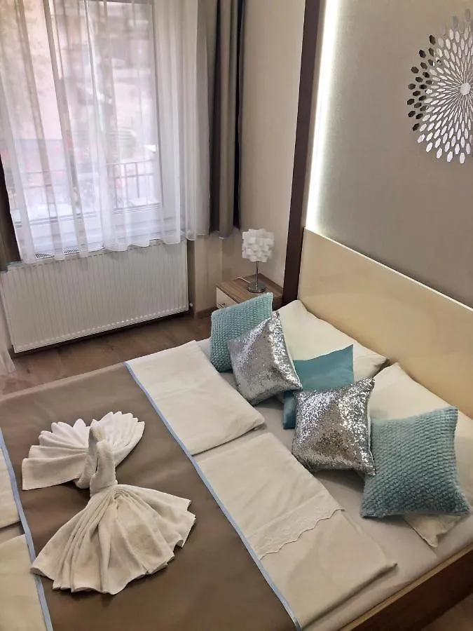 Melior Szallo Eger Bed & Breakfast